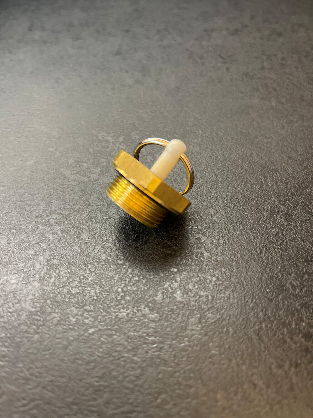 Entwässerungsventil Druckluft Ablassventil M22x1,5 SW 27 p.f 9343000010 Wabco