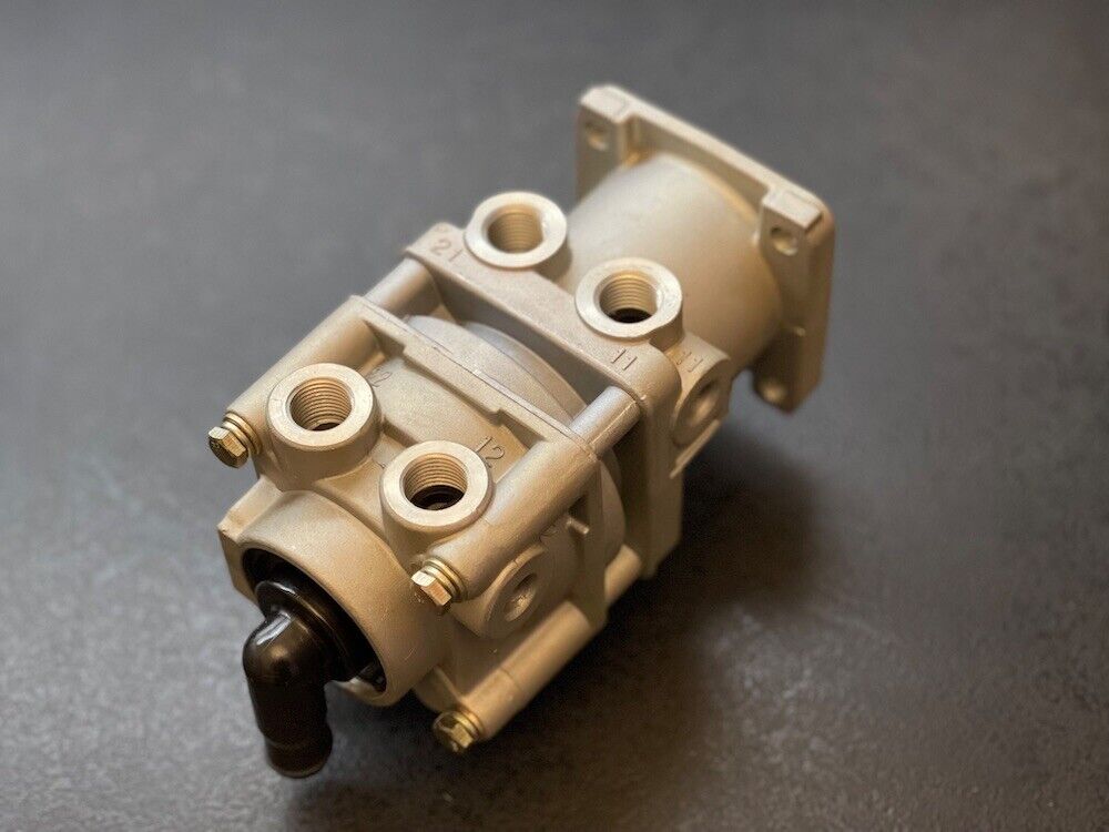 Motorwagen Bremsventil 4613190080 - 461 319 008 0 MERCEDES BENZ A002431060580