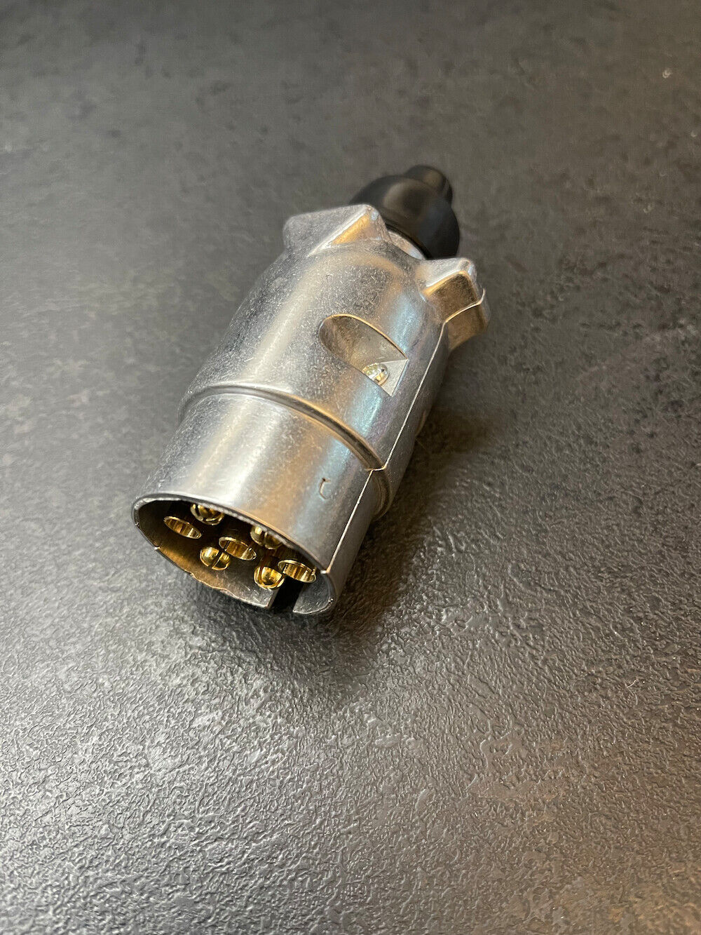 Anhängerstecker 7-polig Metall 12V Stecker Anhänger PKW Wohnwagen Beleuchtung