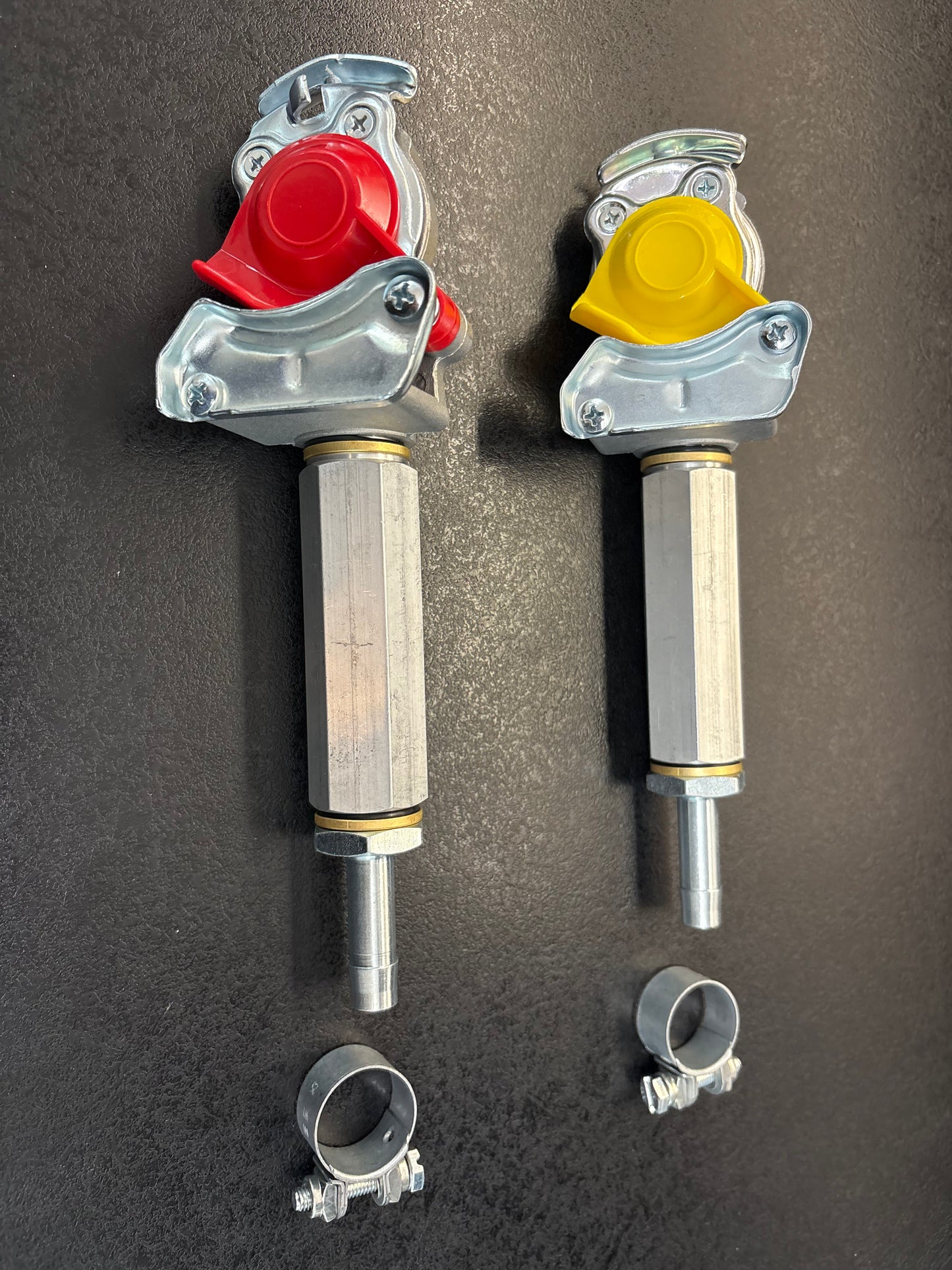 Griffstückverlängerung Rot/Gelb Kupplungskopfe M16x1,5mm -Schlauchstüzen 11mm