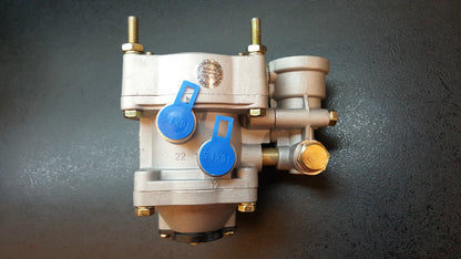 Anhängersteuerventil P.f WABCO 9730025200  9730025210  9730025220 9730025017 MB