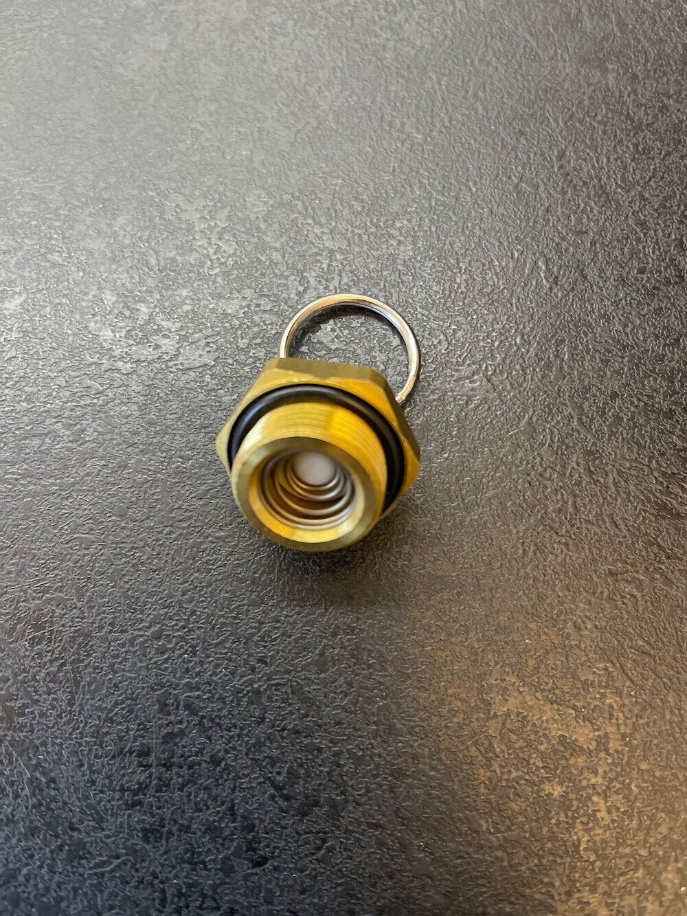 Entwässerungsventil Druckluft Ablassventil M22x1,5 SW 27 p.f 9343000010 Wabco